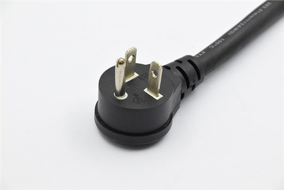 美规三插220V（弯）